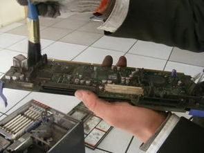 郴州IBM服務(wù)器專業(yè)除塵與硬件散熱解決方案 找怪老頭通訊設(shè)備修理，讓您的設(shè)備重?zé)ㄐ律?></a></div>
<div   id=